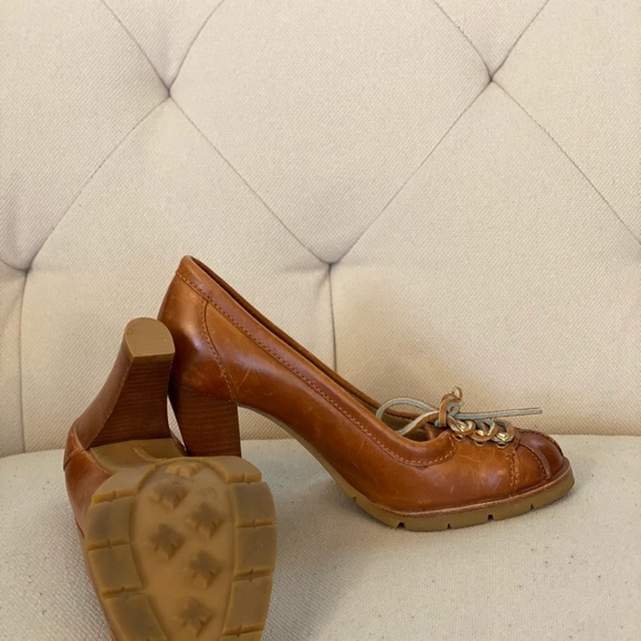 Michael Kors Rugged Leather Heels - Picture 5 of 5